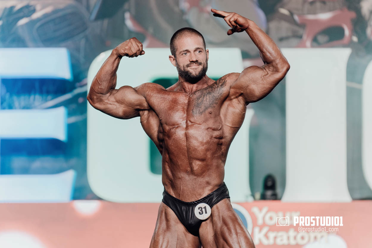CLASSIC MEN’S PHYSIQUE. Photo & Video Production Studio #1