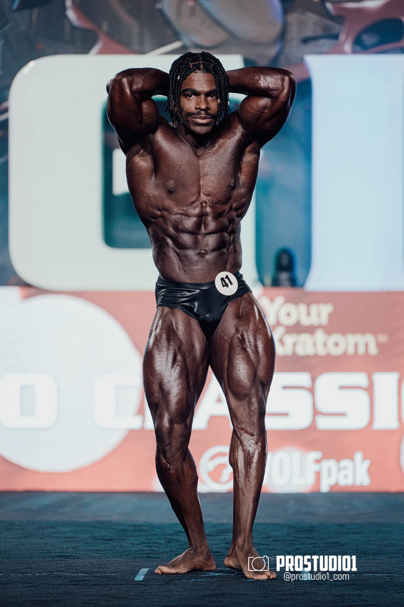 CLASSIC MEN’S PHYSIQUE. Photo & Video Production Studio #1