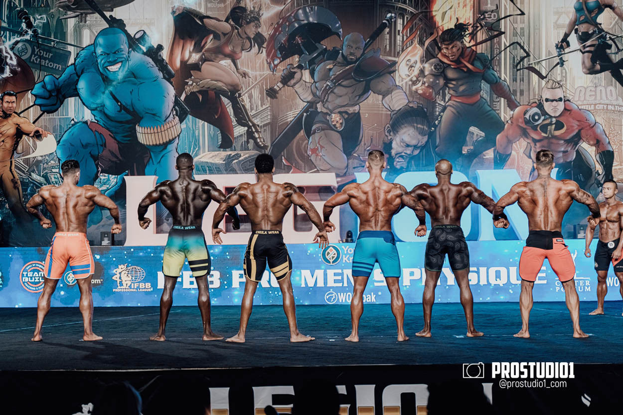 MEN’S PHYSIQUE. Photo & Video Production Studio #1
