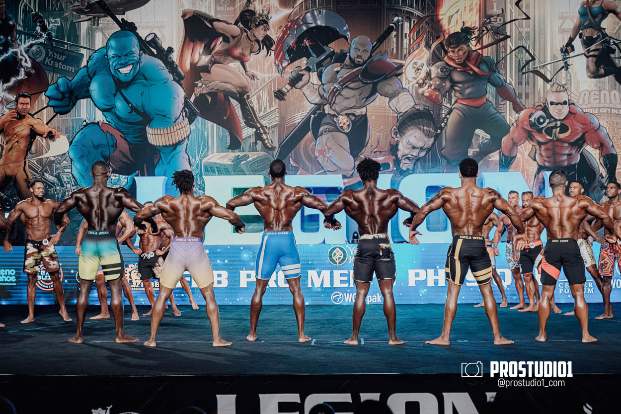 MEN’S PHYSIQUE. Photo & Video Production Studio #1