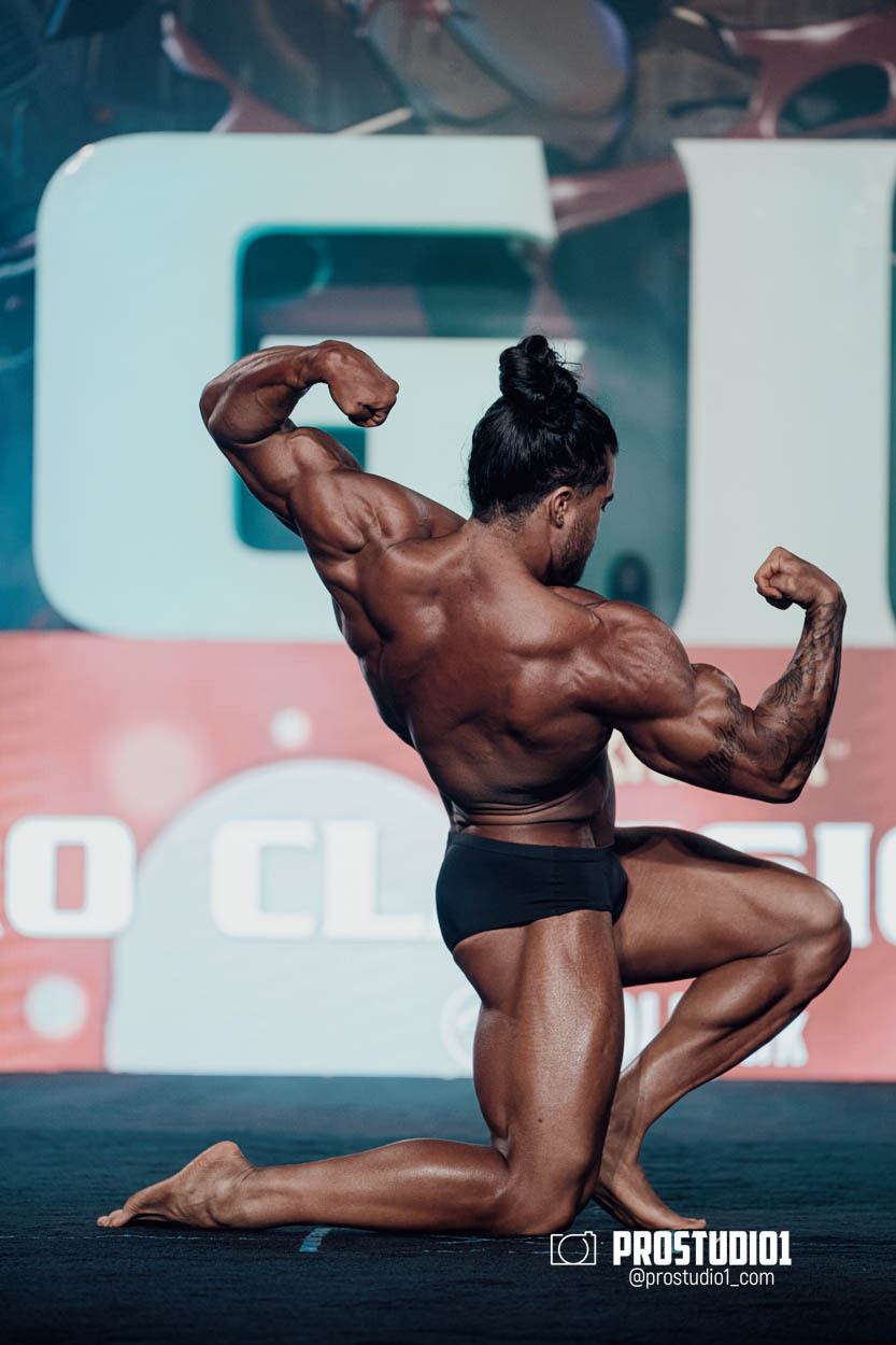 CLASSIC MEN’S PHYSIQUE. Photo & Video Production Studio #1