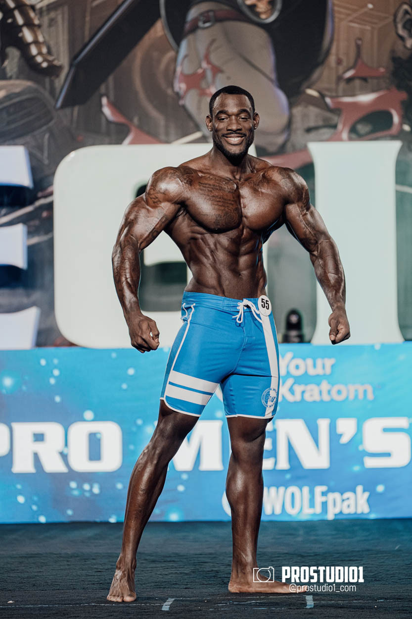 MEN’S PHYSIQUE. Photo & Video Production Studio #1