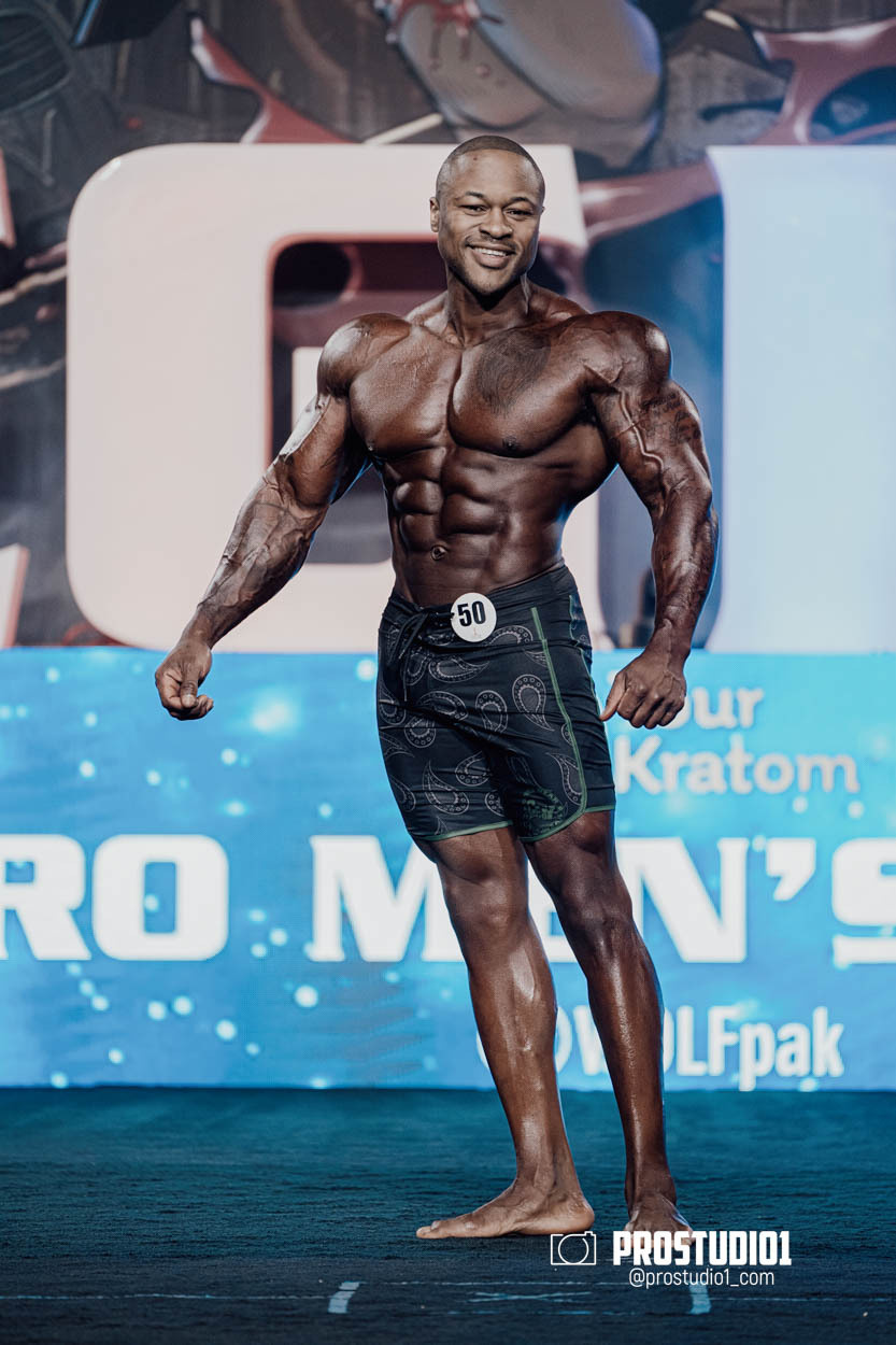 MEN’S PHYSIQUE. Photo & Video Production Studio #1