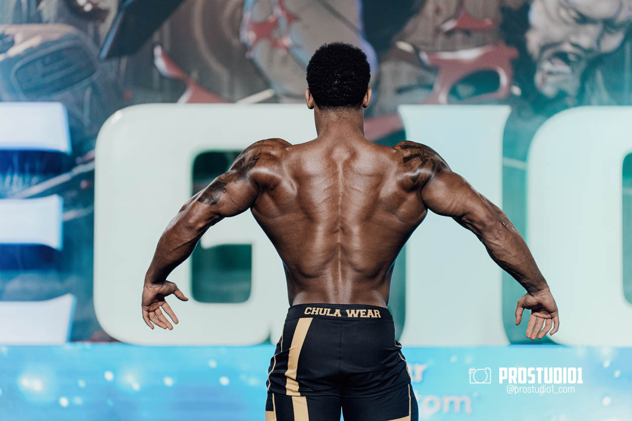 MEN’S PHYSIQUE. Photo & Video Production Studio #1