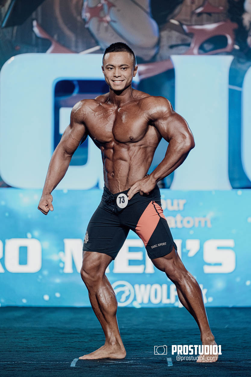 MEN’S PHYSIQUE. Photo & Video Production Studio #1