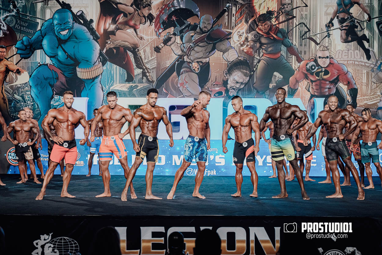 MEN’S PHYSIQUE. Photo & Video Production Studio #1