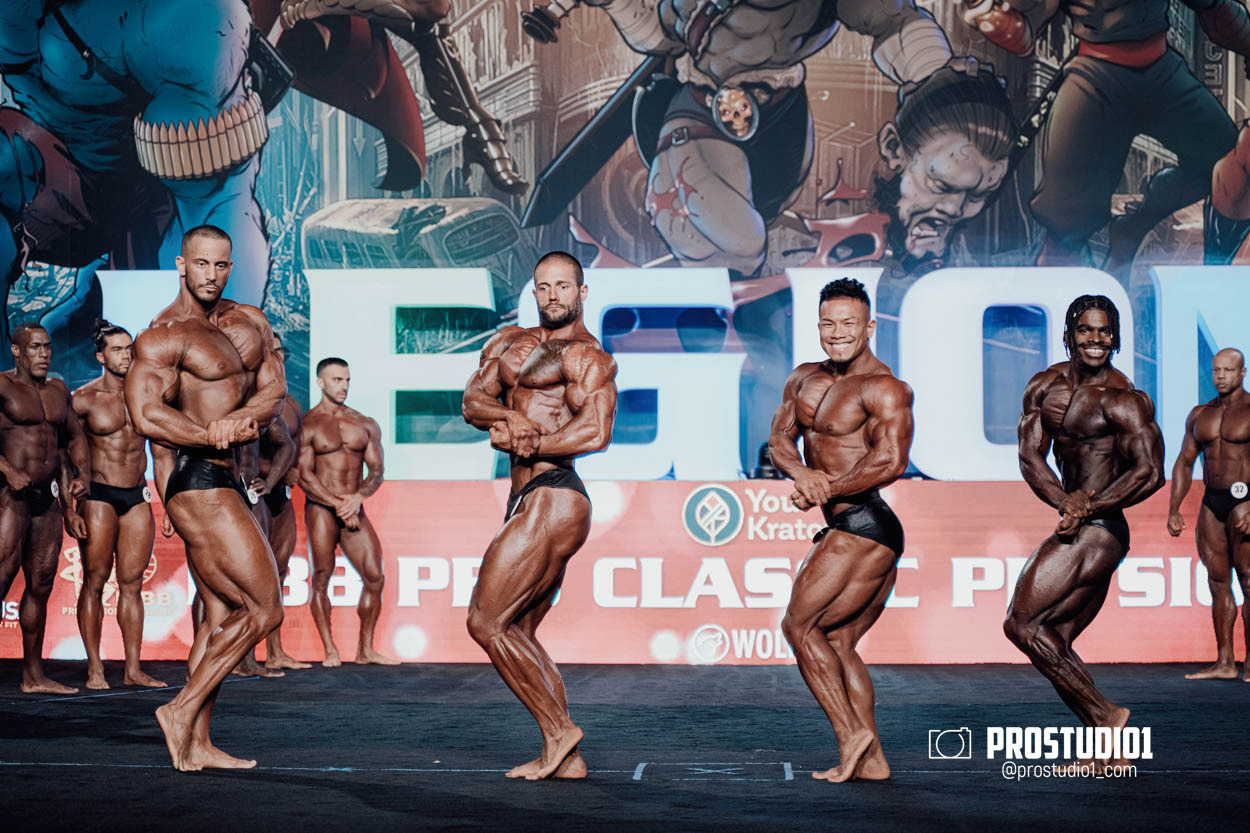 CLASSIC MEN’S PHYSIQUE. Photo & Video Production Studio #1
