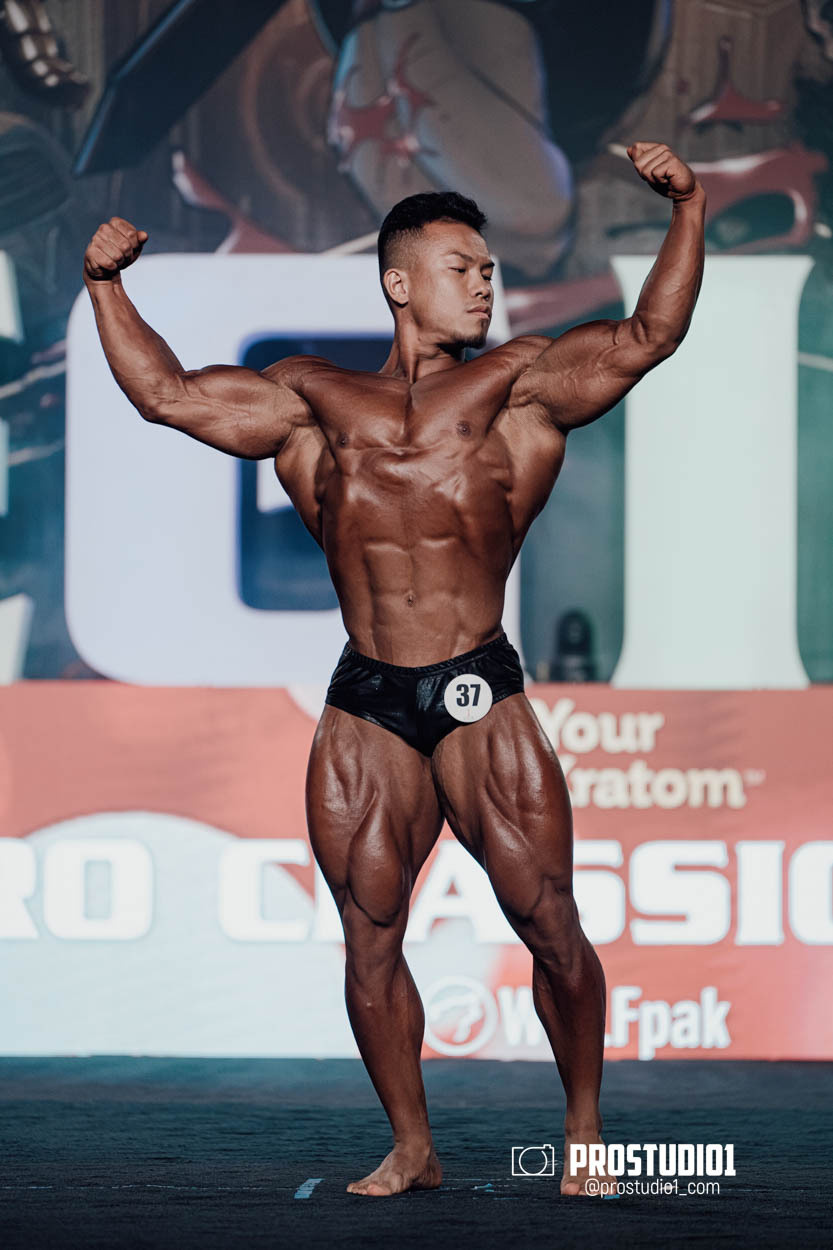 CLASSIC MEN’S PHYSIQUE. Photo & Video Production Studio #1