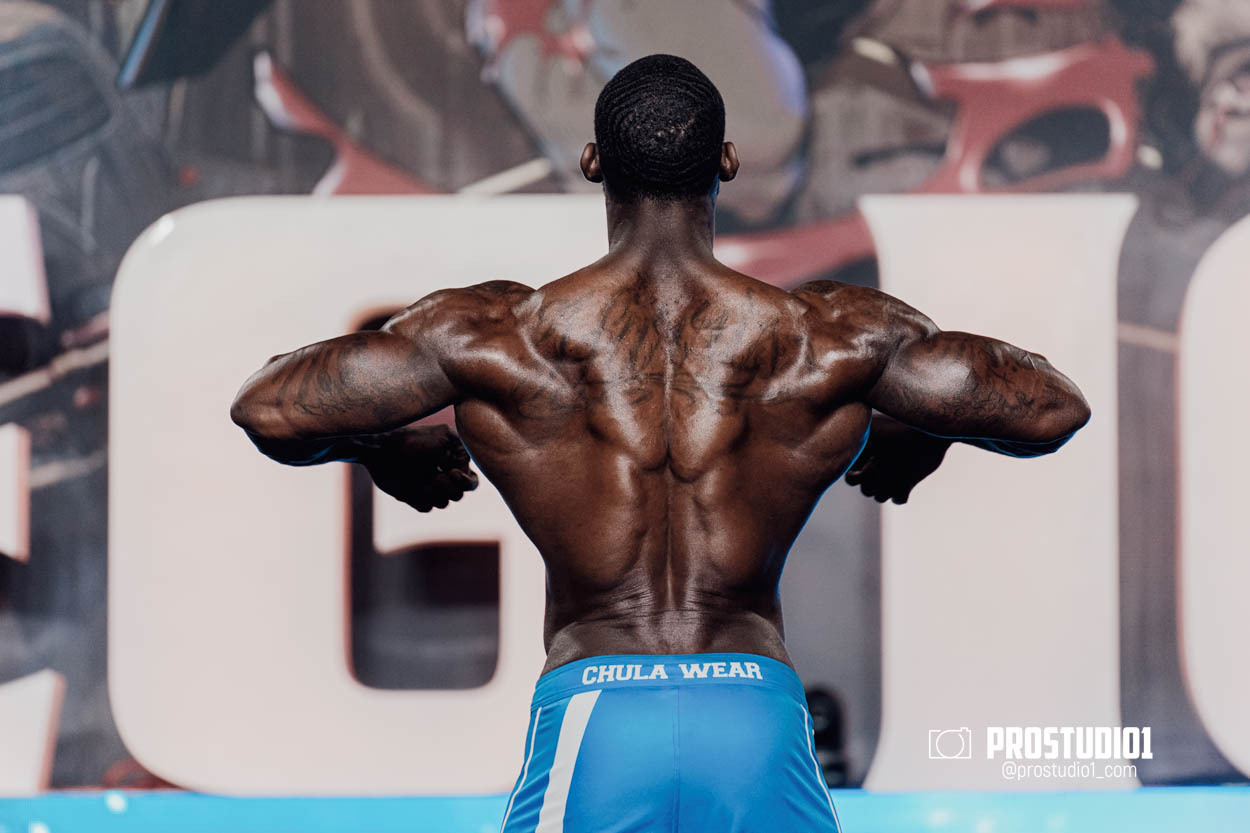 MEN’S PHYSIQUE. Photo & Video Production Studio #1