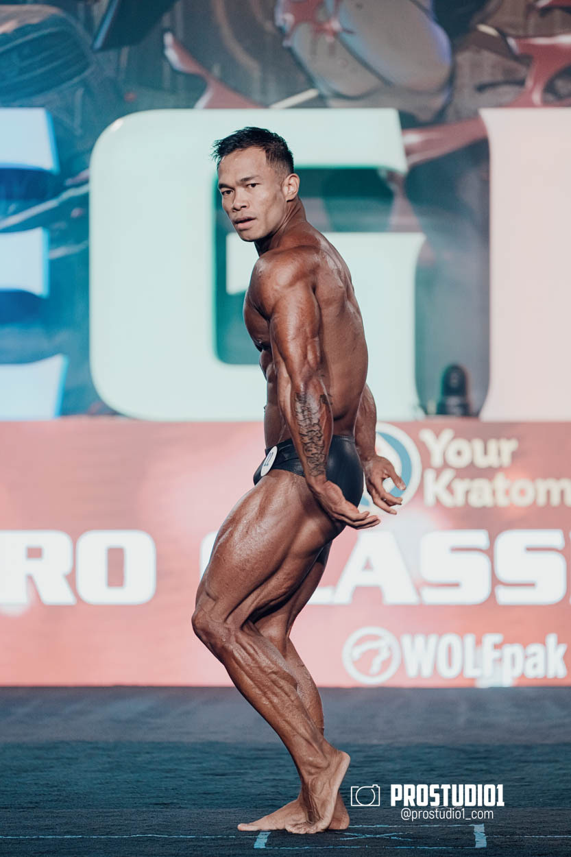 CLASSIC MEN’S PHYSIQUE. Photo & Video Production Studio #1