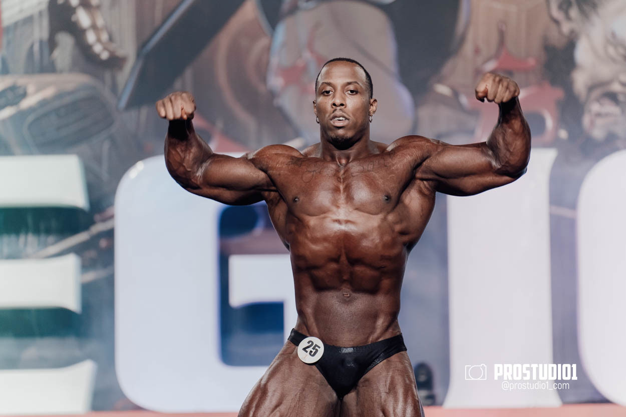 CLASSIC MEN’S PHYSIQUE. Photo & Video Production Studio #1