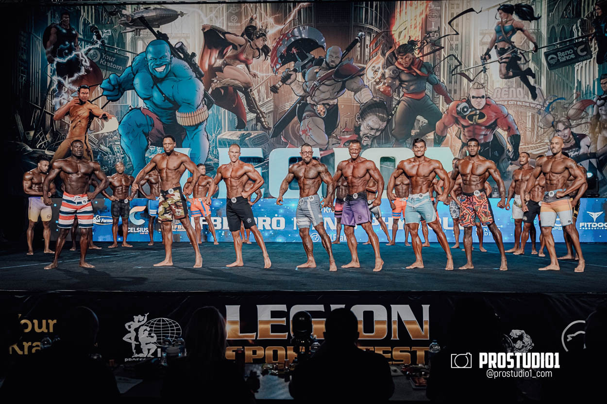 MEN’S PHYSIQUE. Photo & Video Production Studio #1