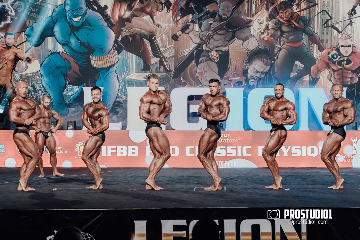 CLASSIC MEN’S PHYSIQUE. Photo & Video Production Studio #1
