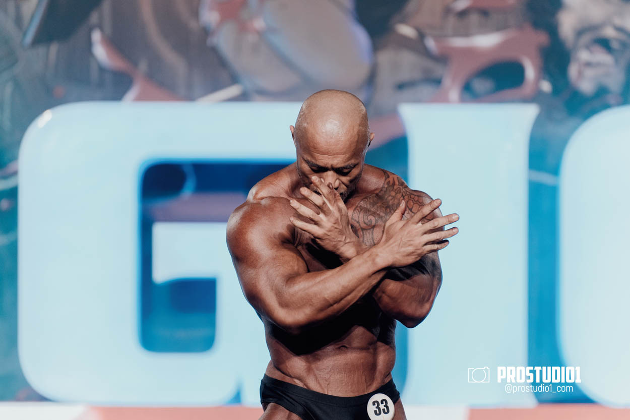 CLASSIC MEN’S PHYSIQUE. Photo & Video Production Studio #1