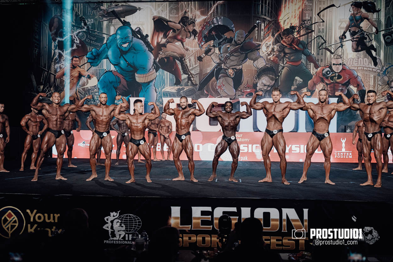 CLASSIC MEN’S PHYSIQUE. Photo & Video Production Studio #1