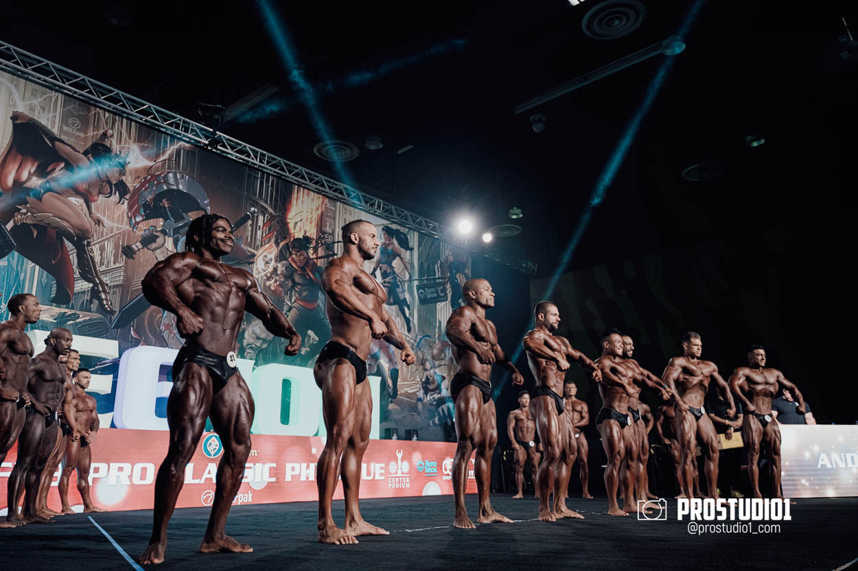 CLASSIC MEN’S PHYSIQUE. Photo & Video Production Studio #1