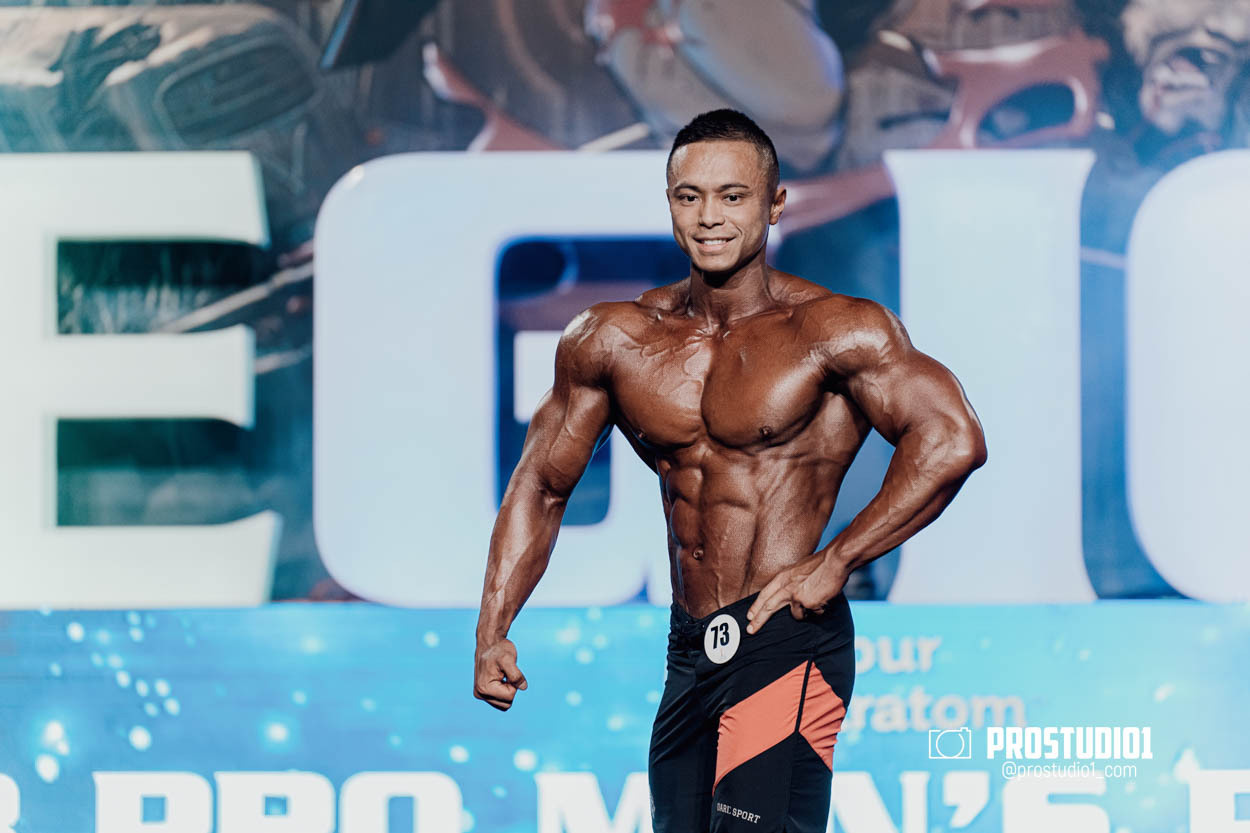 MEN’S PHYSIQUE. Photo & Video Production Studio #1