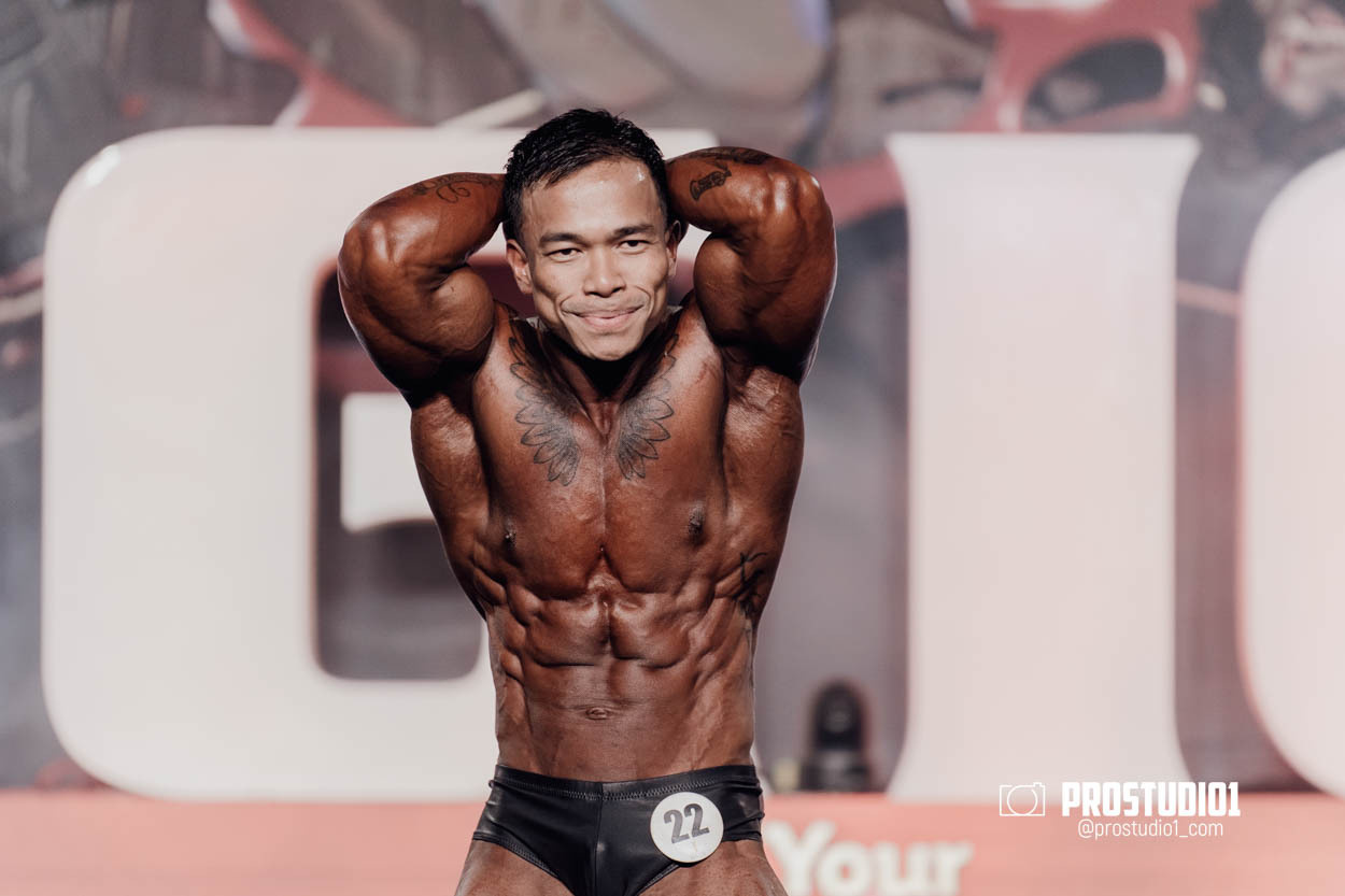 CLASSIC MEN’S PHYSIQUE. Photo & Video Production Studio #1