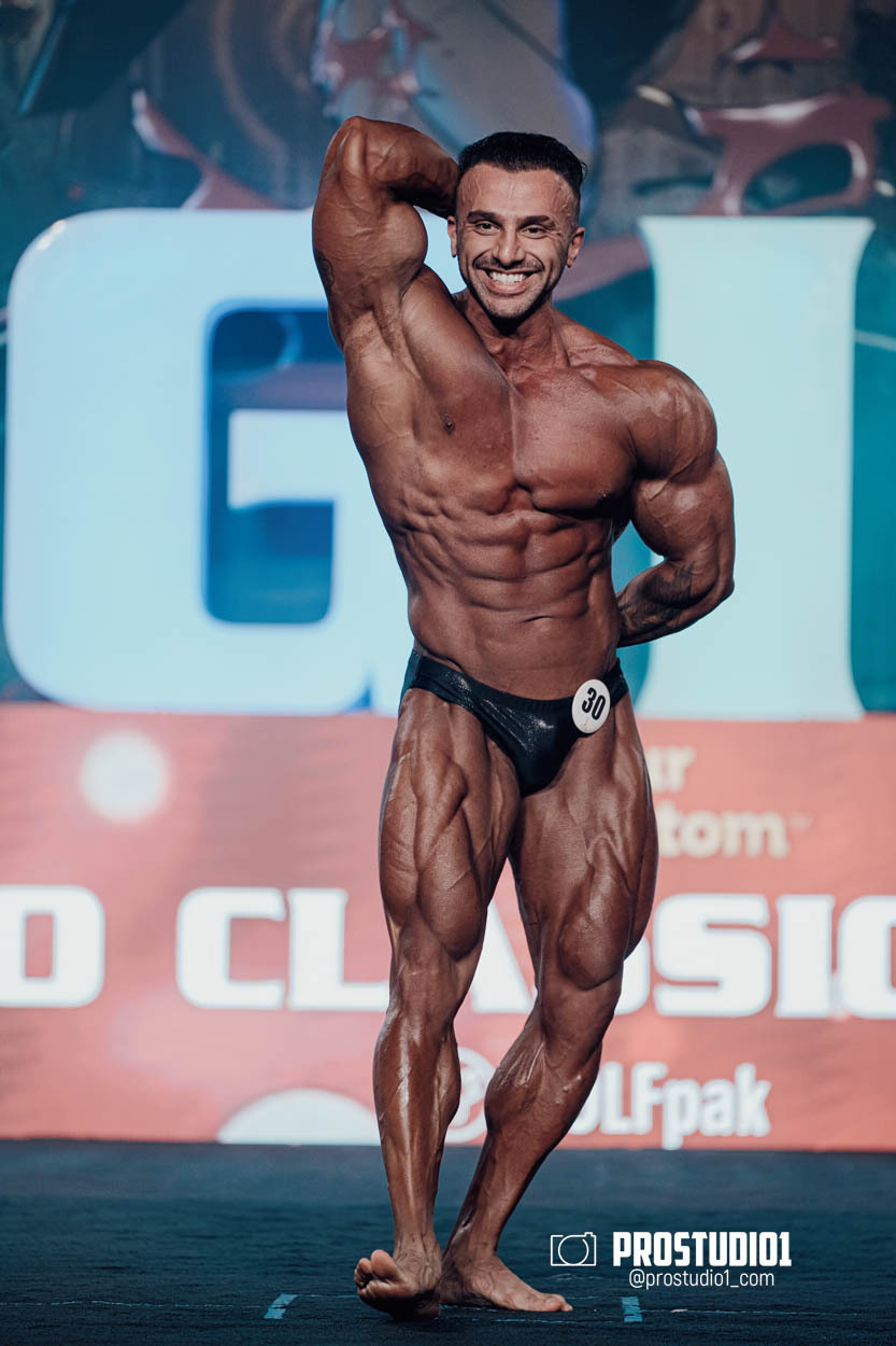 CLASSIC MEN’S PHYSIQUE. Photo & Video Production Studio #1
