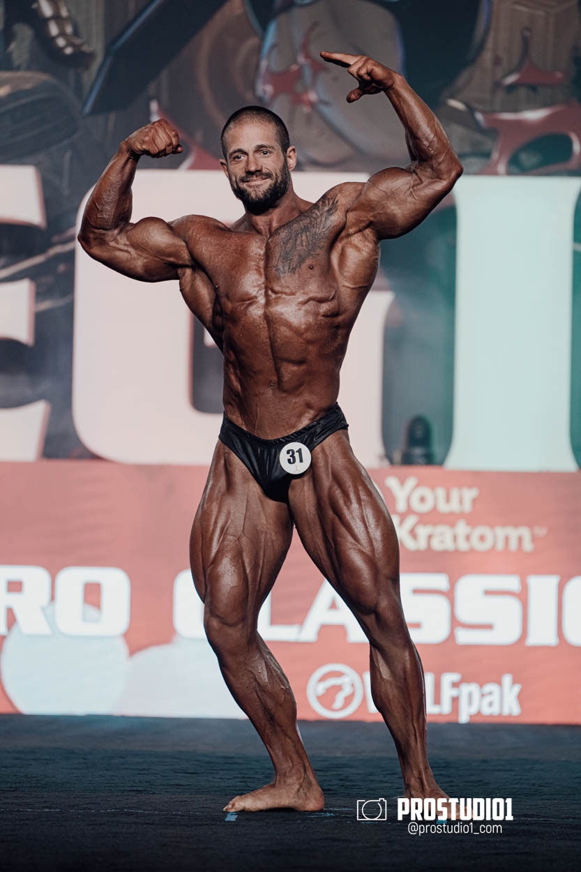 CLASSIC MEN’S PHYSIQUE. Photo & Video Production Studio #1