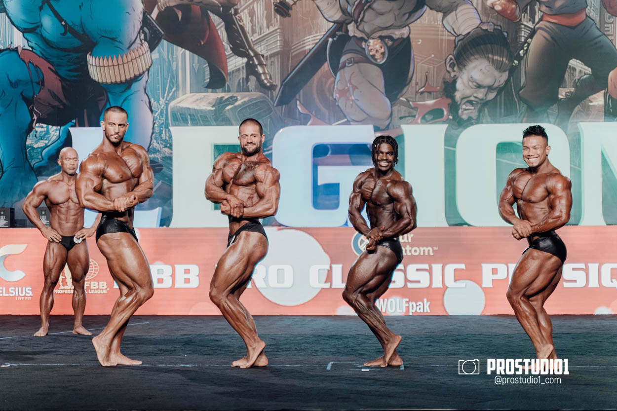 CLASSIC MEN’S PHYSIQUE. Photo & Video Production Studio #1