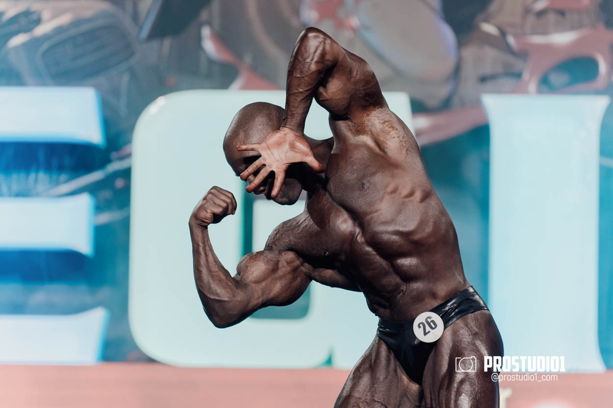 CLASSIC MEN’S PHYSIQUE. Photo & Video Production Studio #1