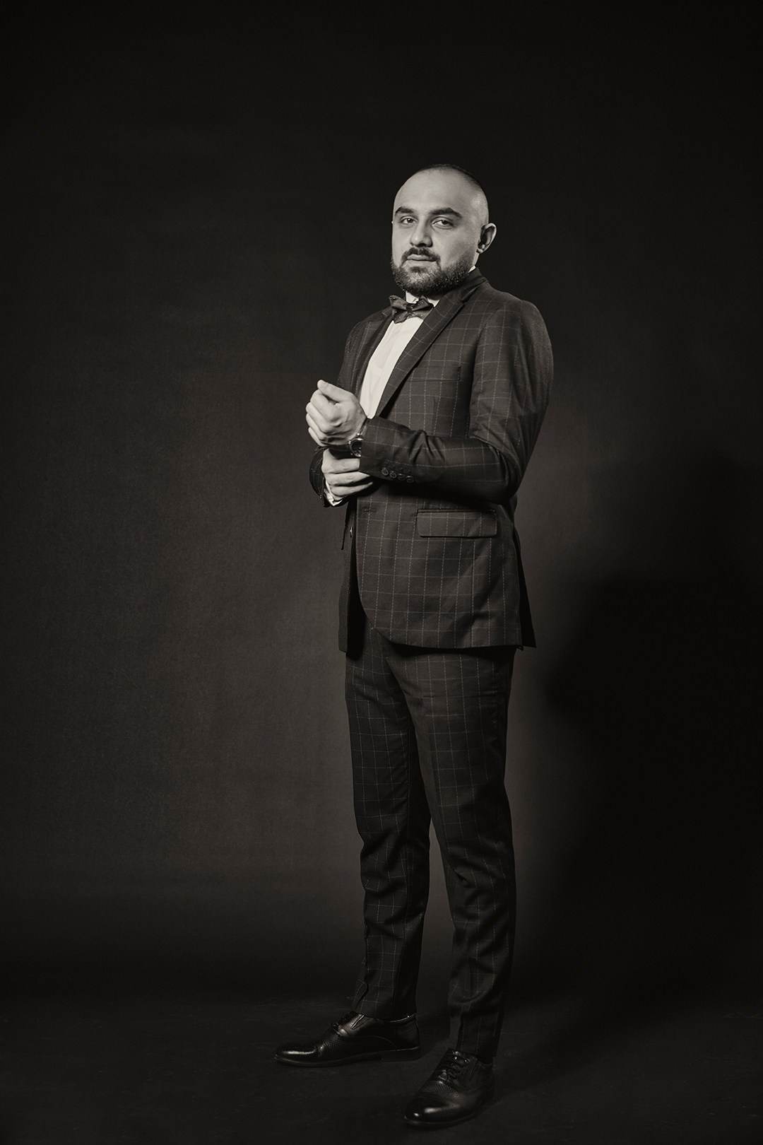 Business portraits. Photographer in Baku Kamran Enceladus