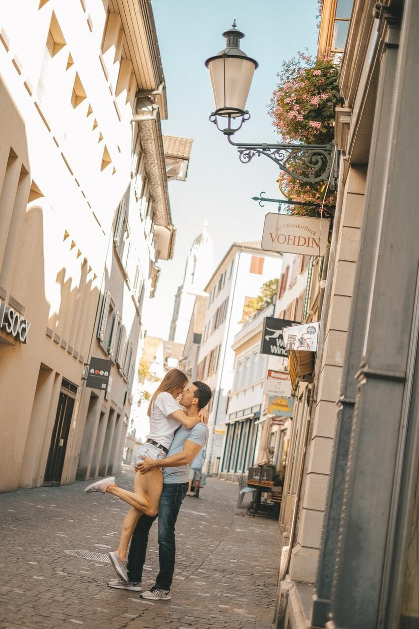Hochzeit. Eure authentischen Familien- & Newbornmomente –erzählt in Fotos & Videos