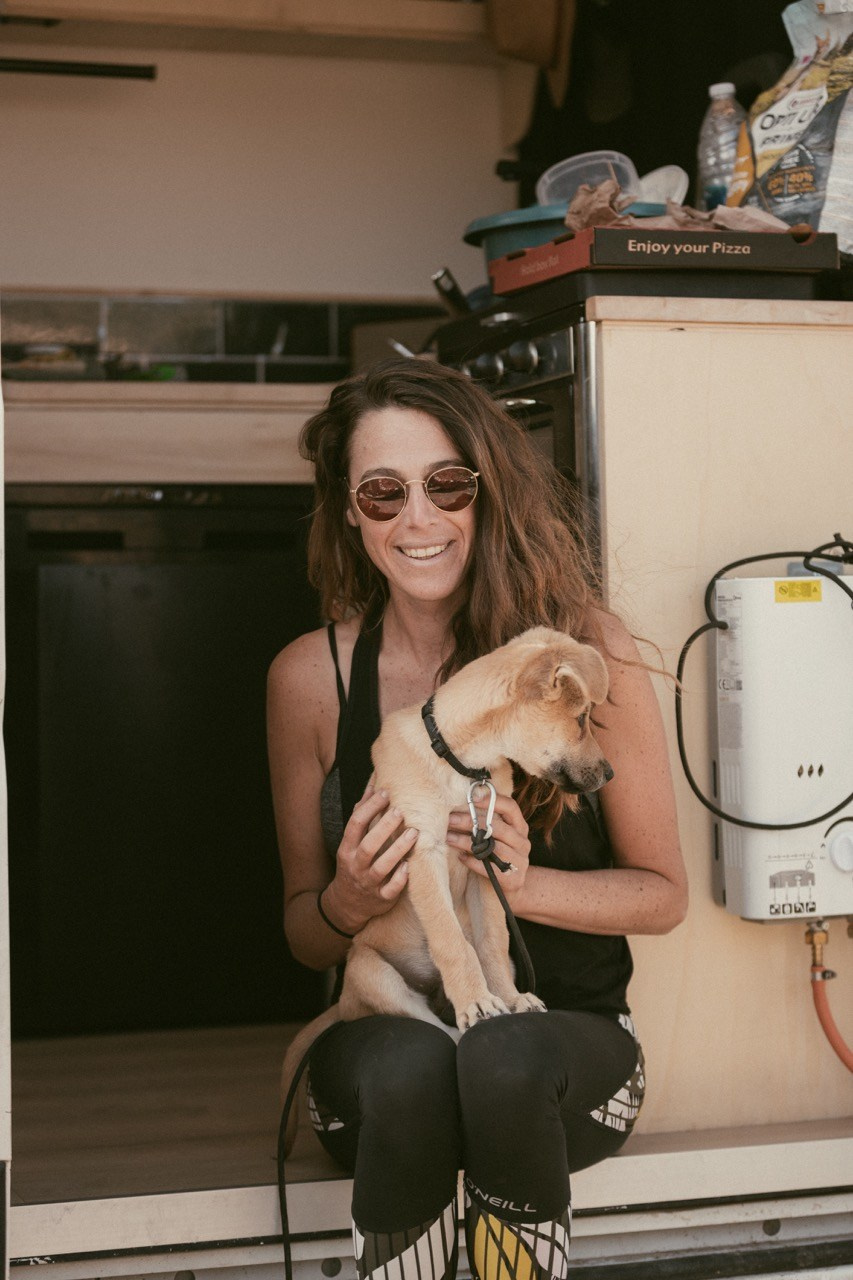 Travel and lifestyle fotografka. Dana Lišková — Empatická fotografka | Introspektivní umělkyně | Neurodivergentní koučka| Zakladatelka Artepy.cz