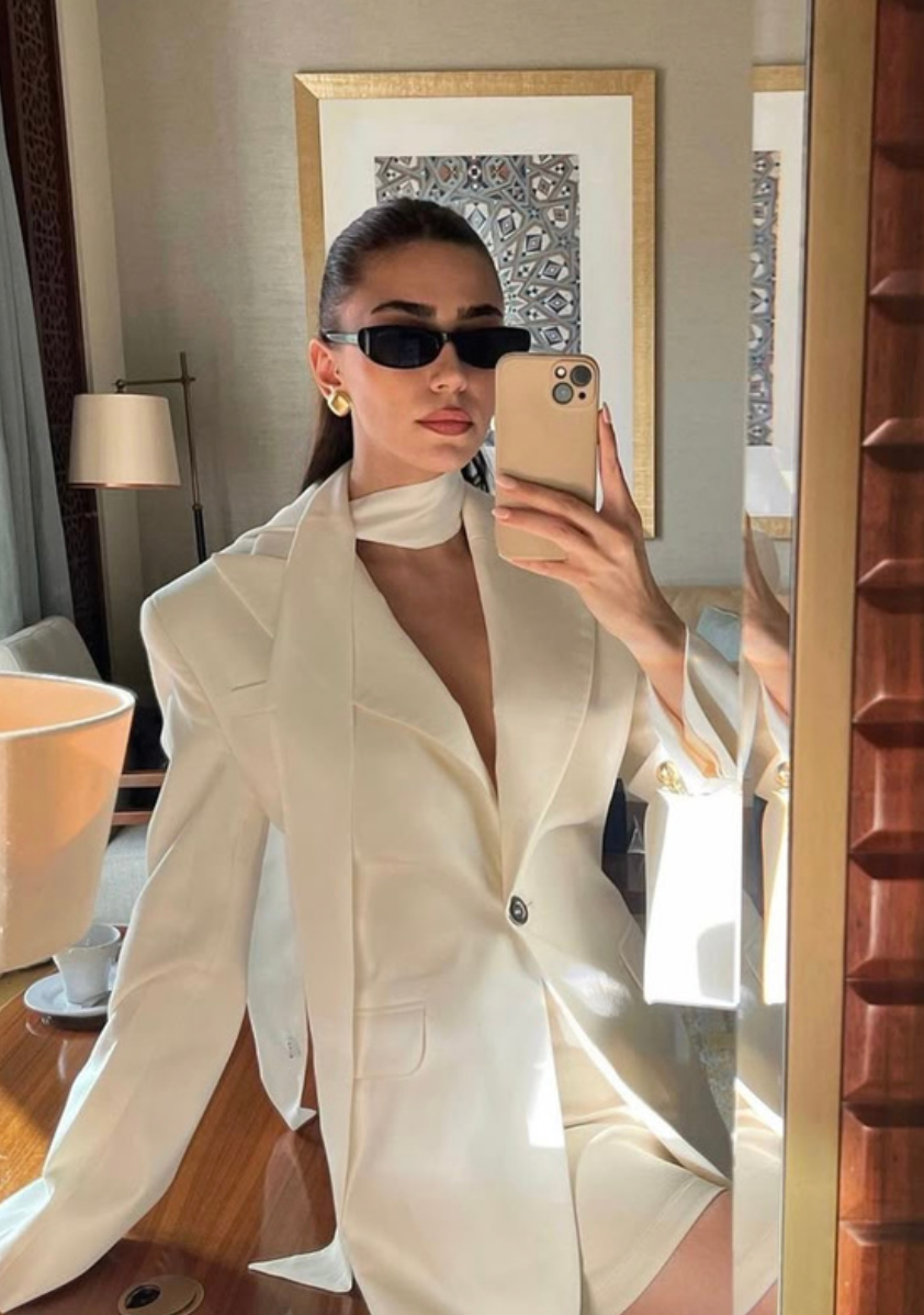 Luksusowy Dzień zdjęciowy – Sesje zdjęciowe dla każdego: portrety, zdjęcia biznesowe, rodzinne i inne. Аліса Постникова — портретний фотограф| Канни, Париж