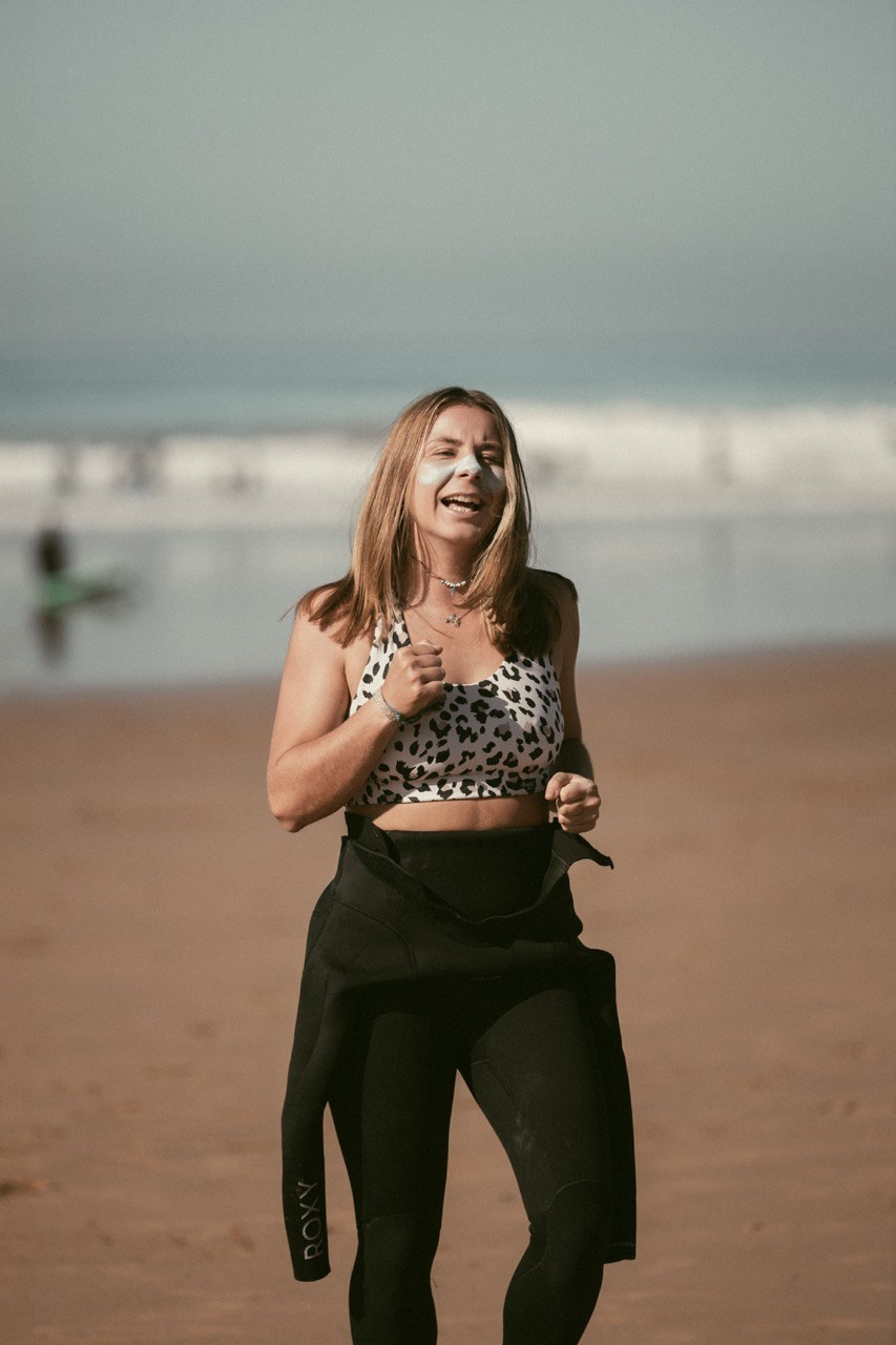 Travel and lifestyle fotografka. Dana Lišková — Empatická fotografka | Introspektivní umělkyně | Neurodivergentní koučka| Zakladatelka Artepy.cz