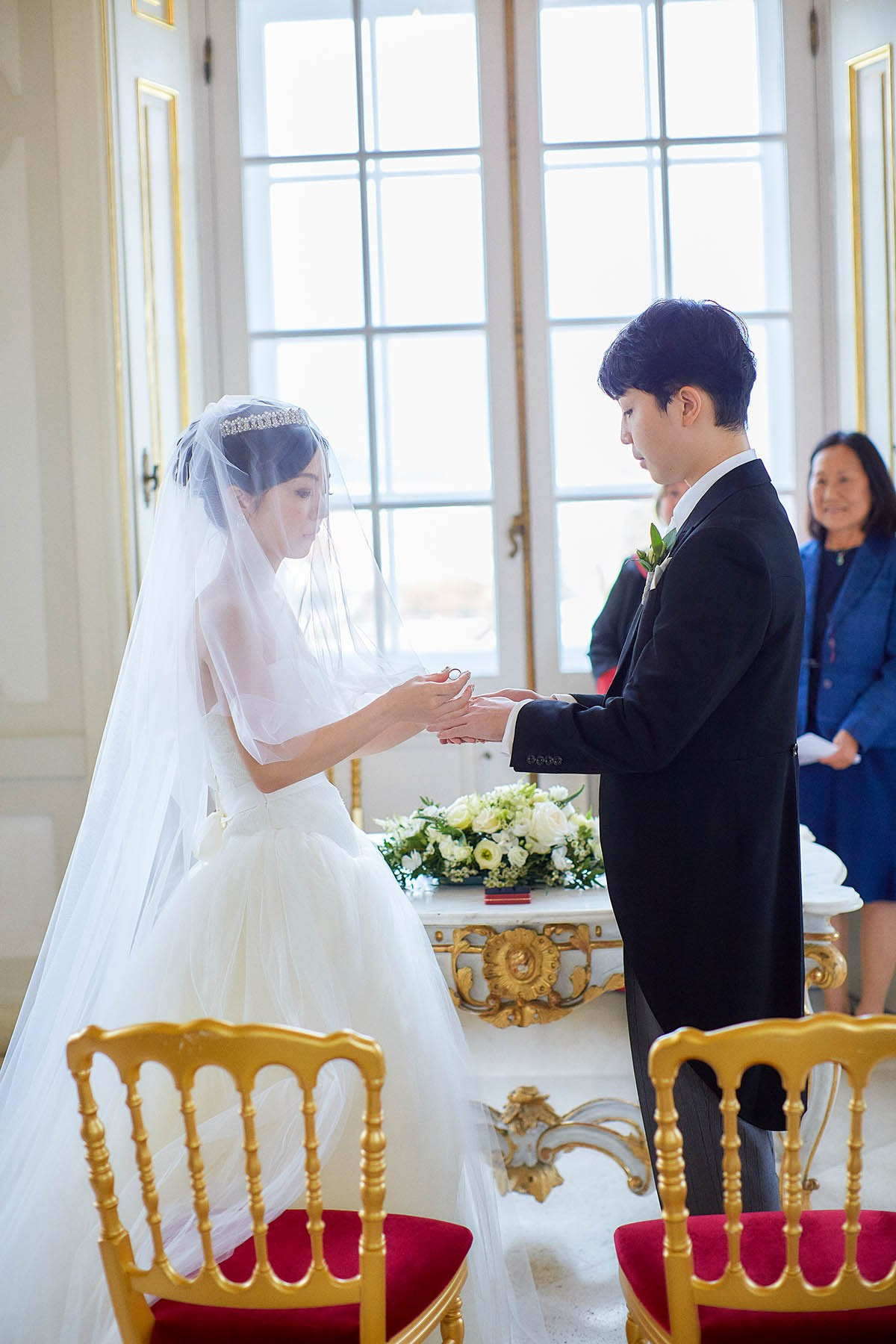Hitomi and Katsuya exchange vows, Belvedere Palace