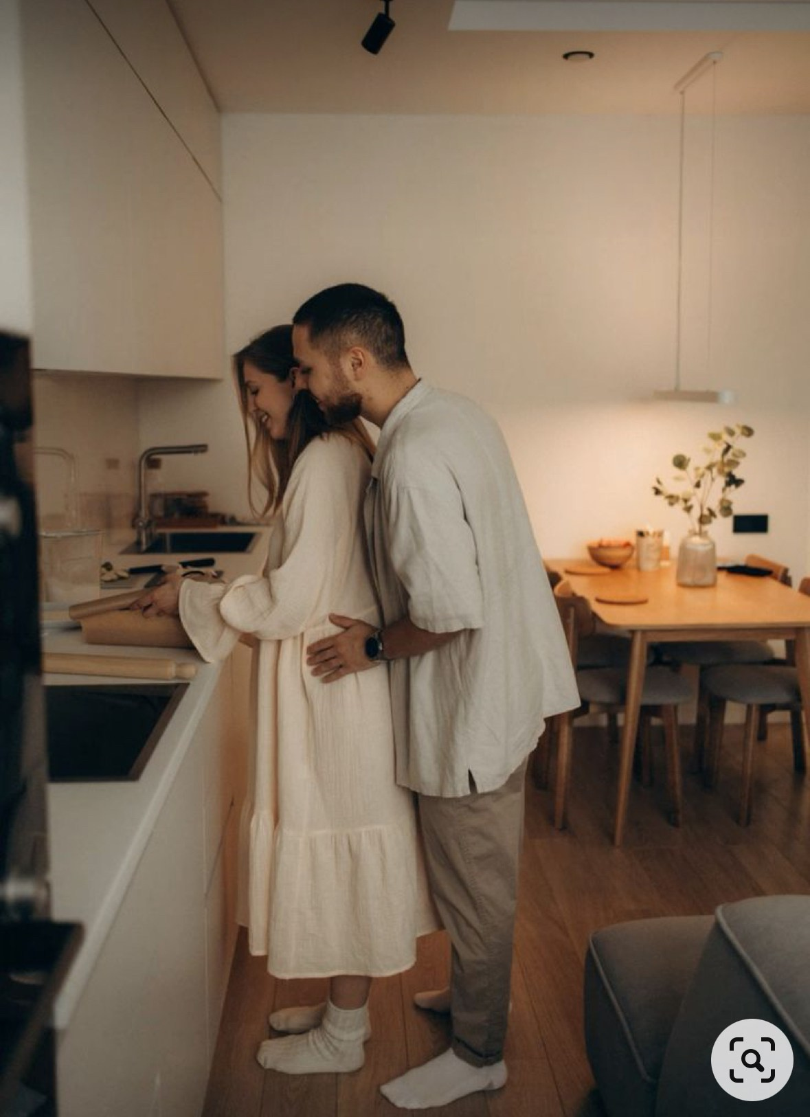 At-Home Maternity Photoshoot Guide | Bay Area Photographer Iryna Rakivnenko. Maternity, newborn photographer in the Bay Area|Iryna Rakivnenko