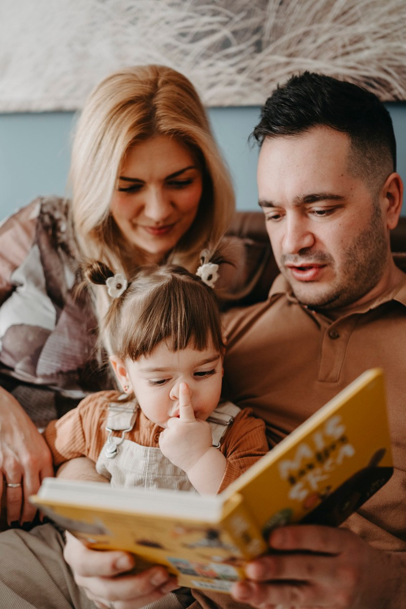 Porodicno fotografisanje. Deciji i porodicni fotograf u Beogradu Oksana Skendzic