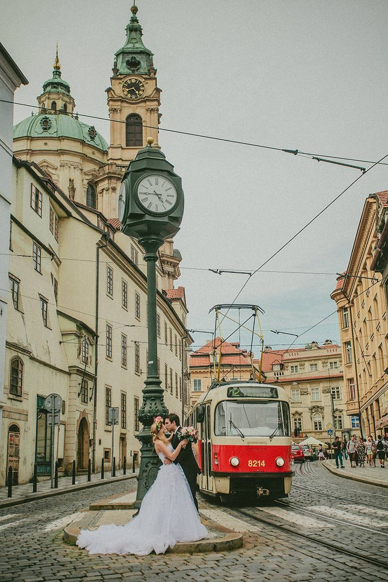 Michelle & Dan — Designer Vrtba Garden Wedding Photography, Prague