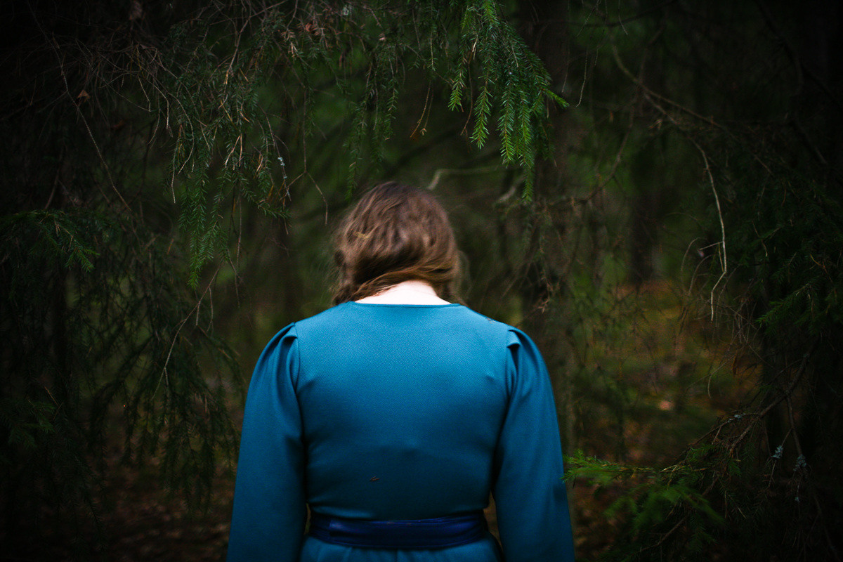 Natalie, woman of forest and sea. Victoria Dini. Art photography in London / Folkestone, UK