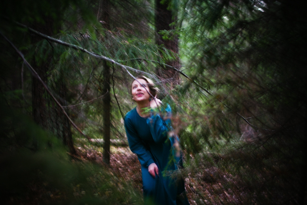 Natalie, woman of forest and sea. Victoria Dini. Art photography in London / Folkestone, UK