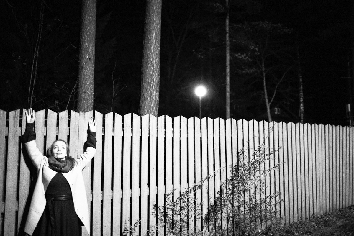 Natalie, woman of forest and sea. Victoria Dini. Art photography in London / Folkestone, UK