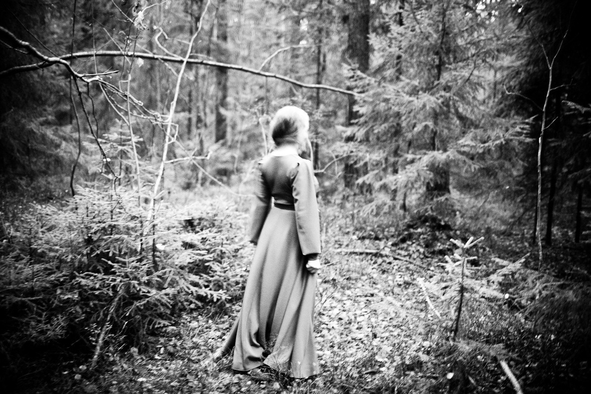 Natalie, woman of forest and sea. Victoria Dini. Art photography in London / Folkestone, UK