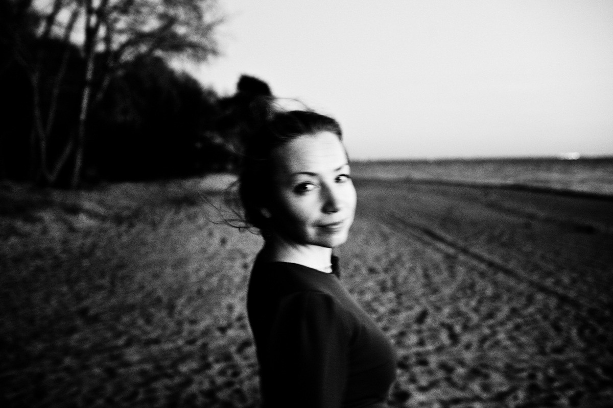 Natalie, woman of forest and sea. Victoria Dini. Art photography in London / Folkestone, UK