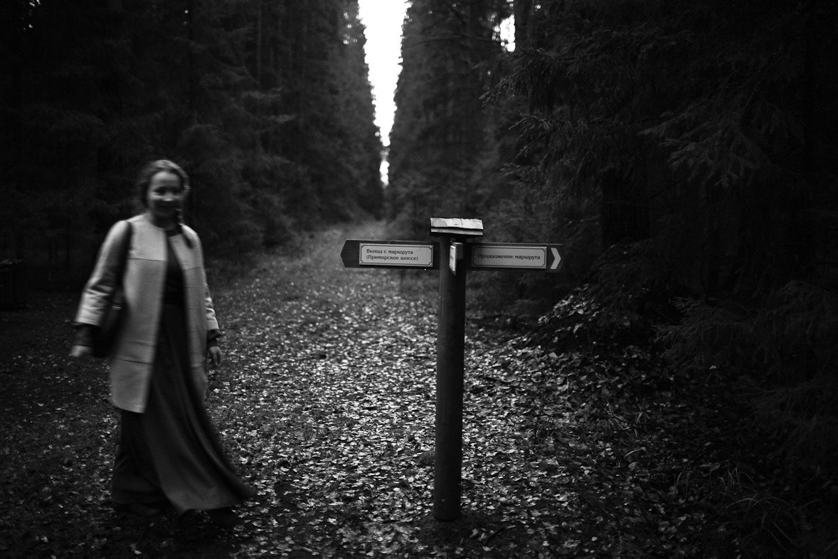 Natalie, woman of forest and sea. Victoria Dini. Art photography in London / Folkestone, UK