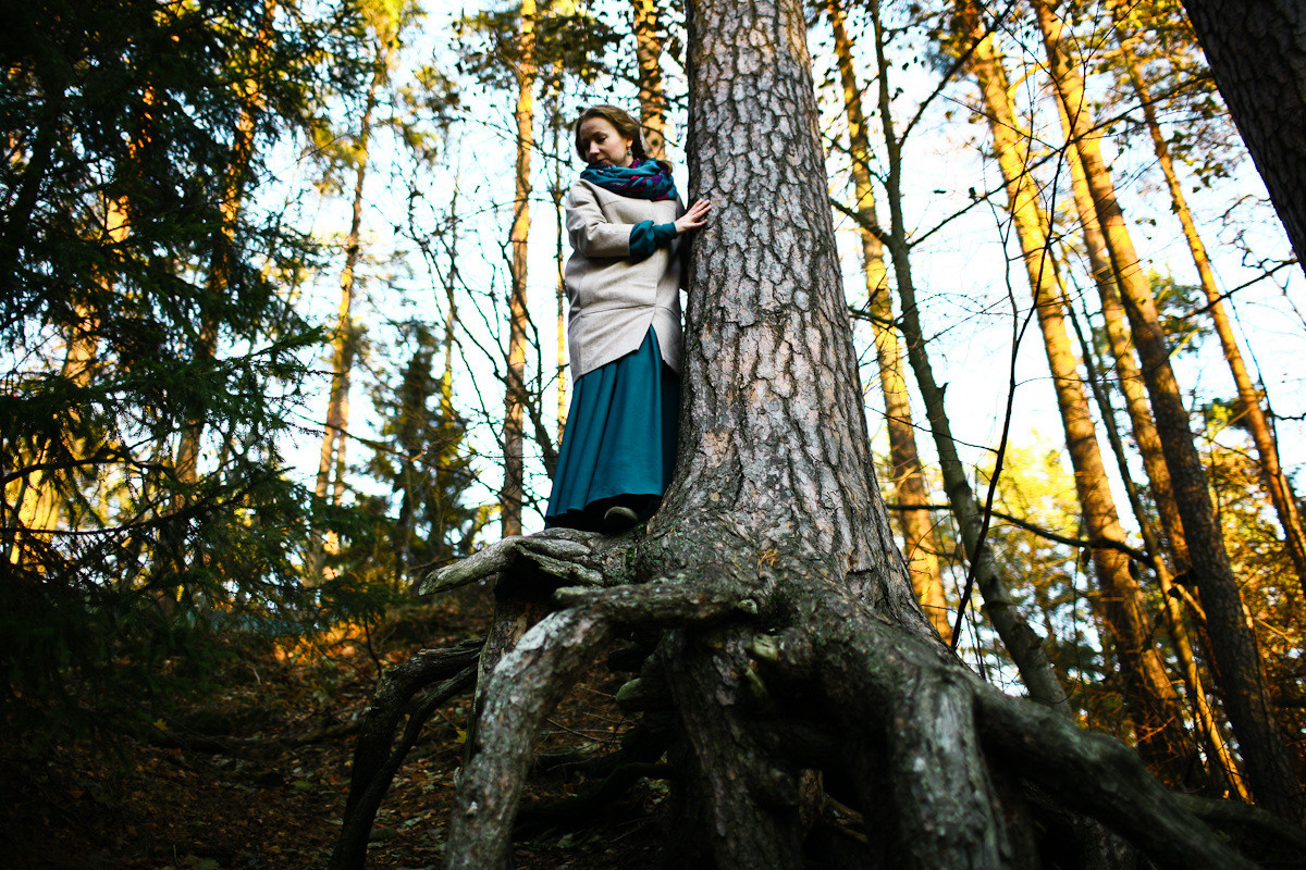 Natalie, woman of forest and sea. Victoria Dini. Art photography in London / Folkestone, UK