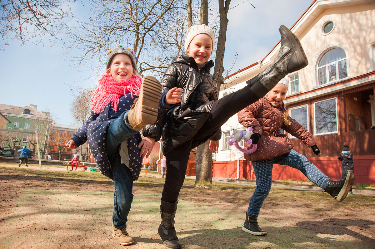 выпускные альбомы, выпускной альбом Таллинн, детский фотограф, школьный фотограф Таллин, фотограф на школьный выпускной Таллин, фотосессия в школе Таллин, фото для школьного альбома Таллин, школьная фотосъёмка Таллин, lõpualbumid, lõpualbum Tallinnas, lastefotograaf, koolifotograaf Tallinnas, fotograaf kooli lõpetamiseks Tallinnas, fotosessioon koolis Tallinnas, fotod koolialbumi jaoks Tallinnas, koolifotosessioon Tallinnas