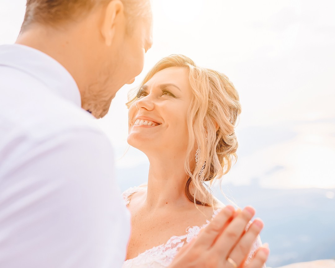 Wedding makeup artist hairdresser in Montenegro. Makeup artist and hairdresser in Montenegro Nadia Lia