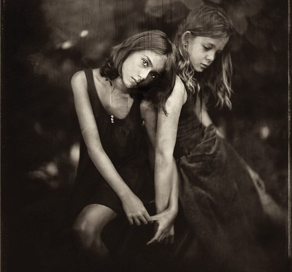 CAFE DEL PHOTO #92 «То что останется». Școala de fotografie lui Roman Ribaliov. Orașul Chișinău, Moldova