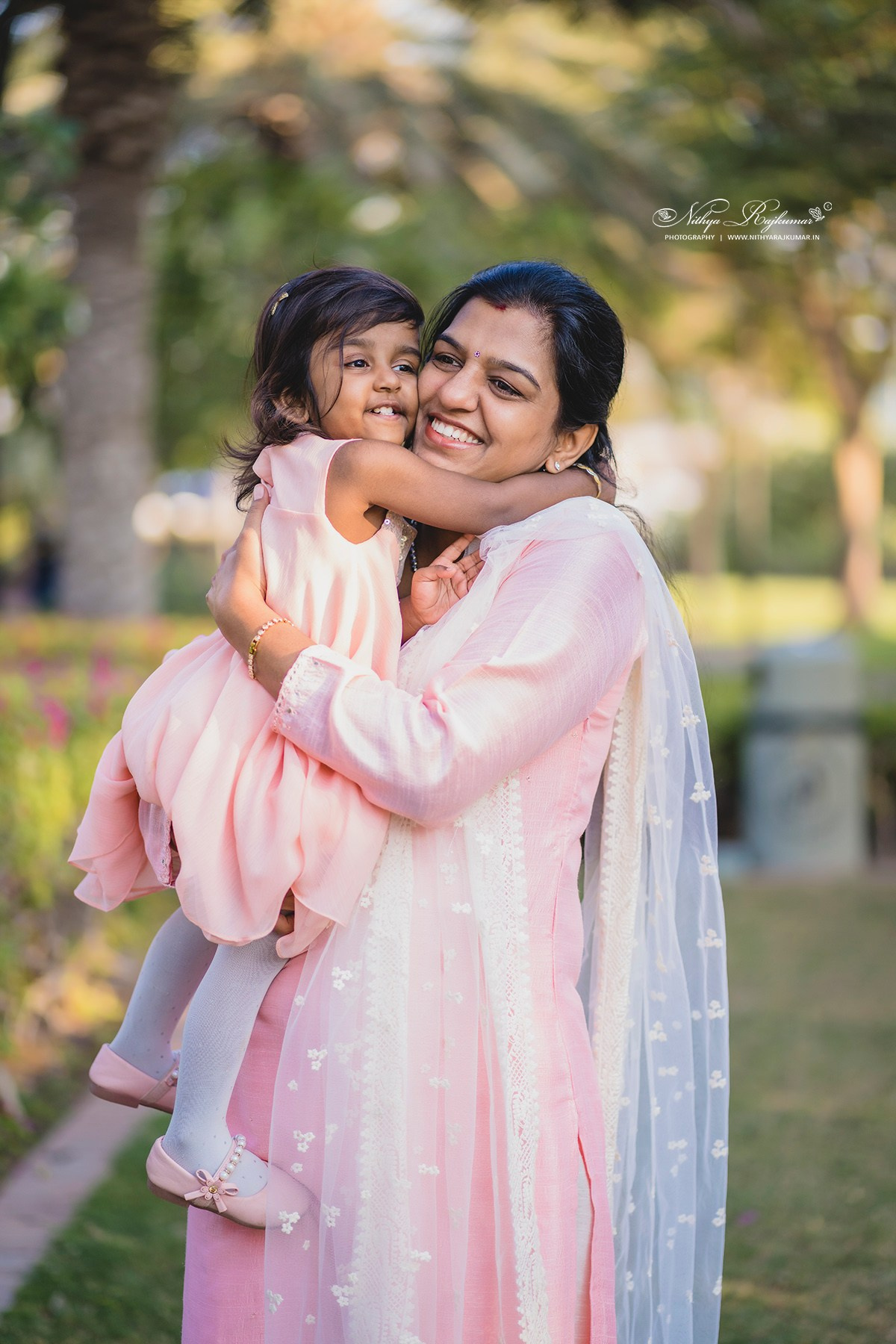 Family & Kids Portraits. Nithya Rajkumar Photography and Consulting