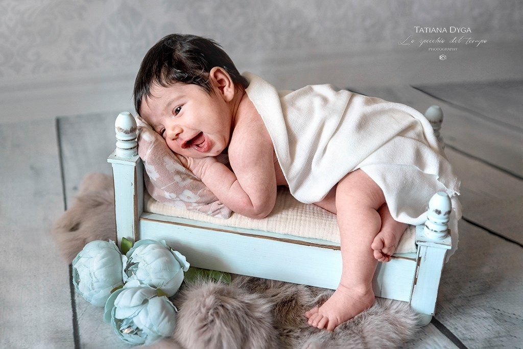 Nascita (Newborn). Lo specchio del tempo photography