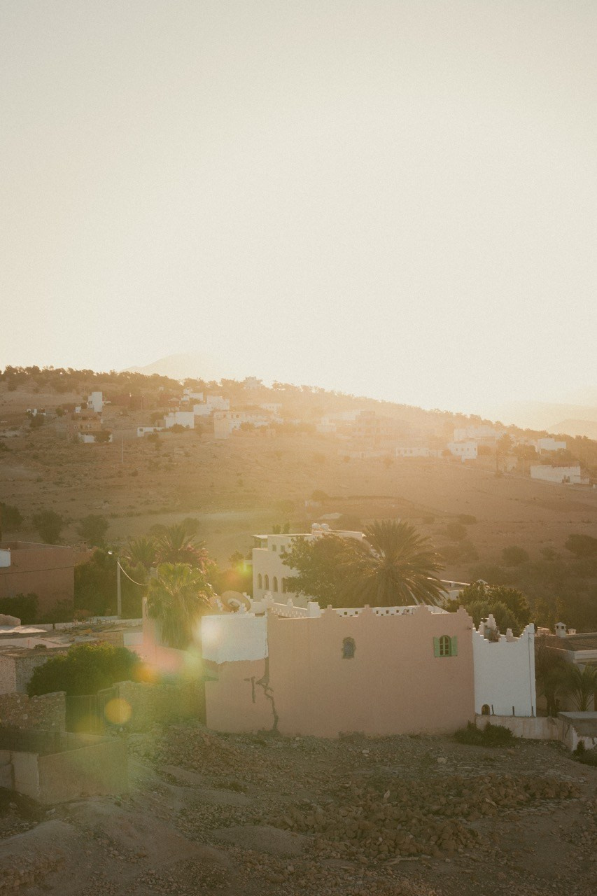 Travel and lifestyle fotografka. Dana Lišková — Empatická fotografka | Introspektivní umělkyně | Neurodivergentní koučka| Zakladatelka Artepy.cz