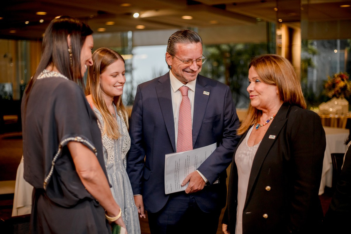 Cerimônia de Posse do Presidente da ASBRAM. Fotógrafa de Eventos em São Paulo e Sorocaba Kika Damasceno