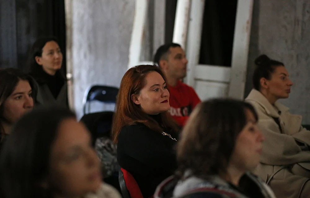 Мастер-класс Сергея Максимишина в Школе Фотографии Романа Рыбалёва. Școala de fotografie lui Roman Ribaliov. Orașul Chișinău, Moldova